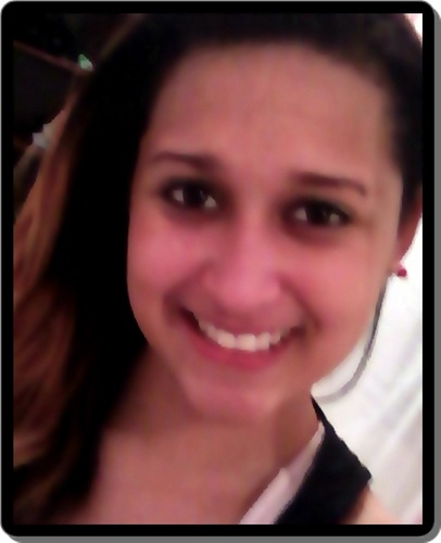 Complicada & Perfeitinha Menina doos seus sonhos *-----*
           Nao gosta de miim,naao mee importoo infelizmentee nao posso agradar a todooos...*-*