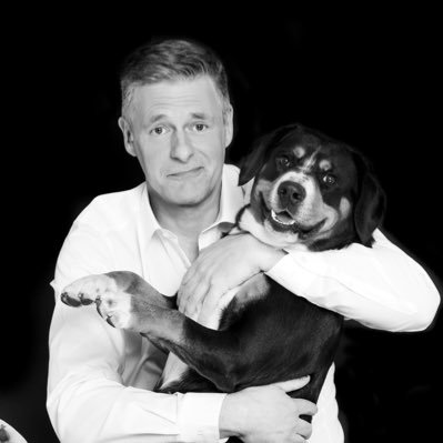 chinook_me's profile picture. Life. Between black. And white