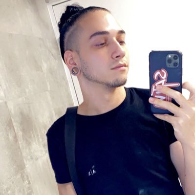 :: He/She/They/Them✨ Taciturna, Nefelibata. I’m not a Heather, I’m a Veronica 👑💕 Happily married. If I said something mean, that bitch deserved it.