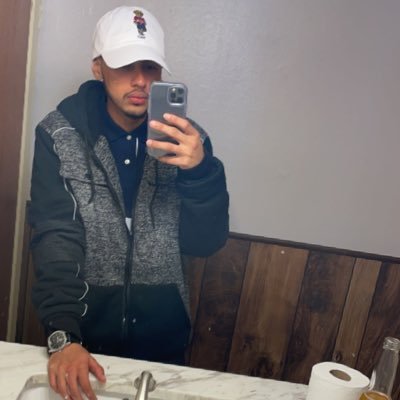 CruusherJ's profile picture. Ustedes no son presión pa nadie! Att:el que los pone a bloquear personas 👼👹