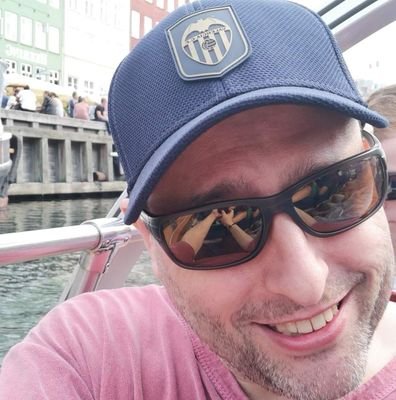 bizzentte's profile picture. Siempre estaré del lado de los de abajo frente a las élites.
El nuevo proyecto me lo copiaron y después hackearon las webs. Podéis ayudar con RT a conseguir 🙋