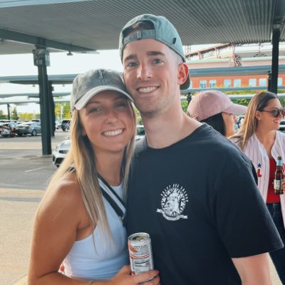 sambruecks's profile picture. 🕺🕺🕺