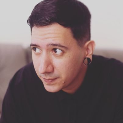 fraitesss's profile picture. 👁️