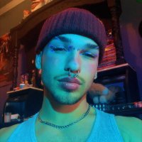 . (@sunshowerrs) 's Twitter Profile