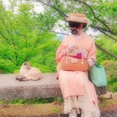 古くて美しいもの 手仕事 工芸 建築 造形美 ▷#雅子さま大好き❤︎ な36歳女 ▷令和の幕開けから敬愛と愛国心が深まり〈日本の美〉を探求 ▷R3.5.1~ #アンティーク着物 コーデ⇨ #瑞鳥着物 大正ロマン アールデコ ▷令和・昭和皇室 尾道 ひこにゃん #瑞鳥短歌 セルフネイル▷批判的な意見交換は控えます。何卒✿