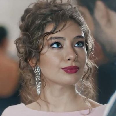‏‏‏‏‏‏‏كلما اردت التحرر منك تورطت بك اكثر ⁦❤️⁩
‎