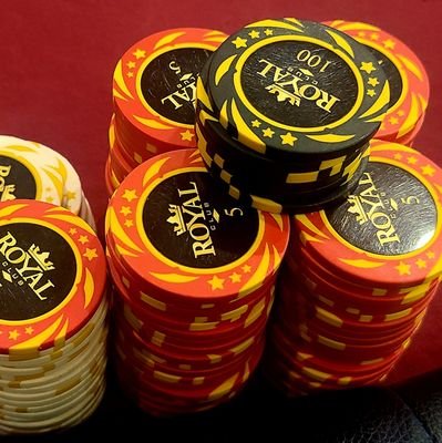 nh122112's profile picture. バイクがほしいです。