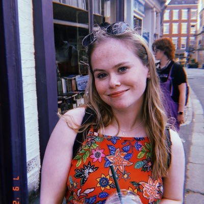 @SWWDTP PhD candidate at the University of Exeter @UofEArchaeology studying #raptors & #falconry 🦅 | (Zoo)archaeologist 🦴| @HumAnE_Arch | @Animal_Feeding