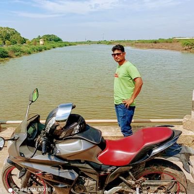 ApVicky6's profile picture. 