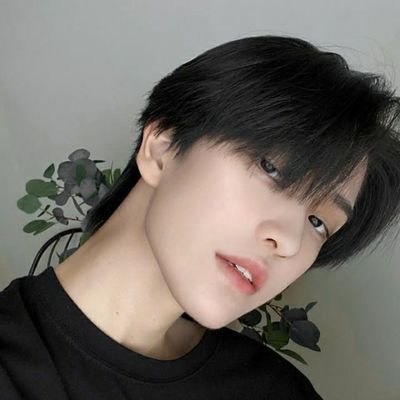 sleepyheadVee's profile picture. hayolo...