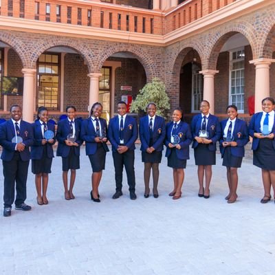 This is the official Twitter page of the Zimbabwe National Moot Court Team. The world champions of high schools moot court.