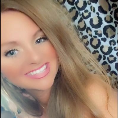 brittney_dew's profile picture. M͢I͢N͢D͢S͢E͢T͢ I͢S͢ E͢V͢E͢R͢Y͢T͢H͢I͢N͢G͢✨