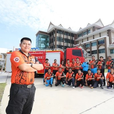 firemangolf38's profile picture. ทุกค่ำคืน ใช่ได้หลับ อย่างใครเค้า
ต้องค่อยเฝ้า ระวังภัย ไม่ไปไหน
แล้วที่ฉัน ทำไป ใครจะชม 😘👀