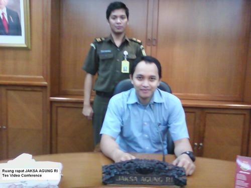 yofisaham's profile picture. Semangat modal utamaku (lakukanlah),   sejarah acuanku (ber'ulang dgn aktor yg berbeda) , motivasi penyemangatku (share) ,  tawakal dan akhir ketentuanMU