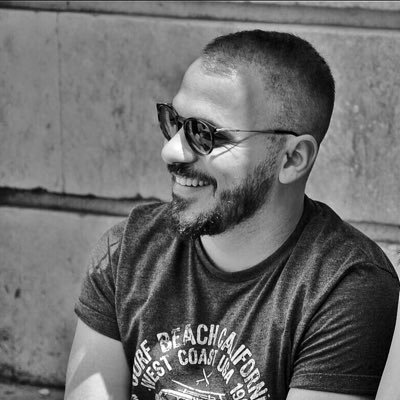 mircotomasi's profile picture. Ingegnere Edile-Architetto (daydreaming). Seduto in riva ad un fosso!
