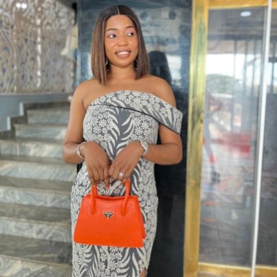 God's lover! Dream chaser! Be the change you want to see in the world!It starts with you 😘 IG...https://t.co/CY7o8M3bFV Big Fan of Chelsea FC 😍