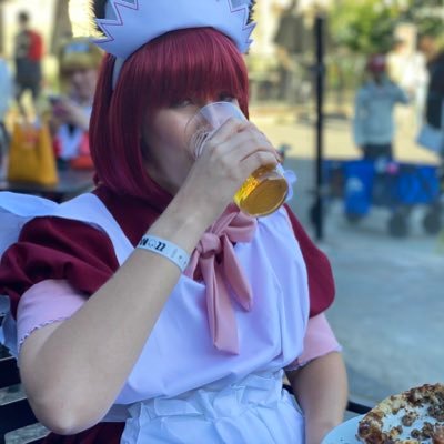 31. Designer. Creator. #Cosplayer. she/her Still a northerner at heart. Been cosplaying since '08. #yugioh & #onepiece are my main jams.