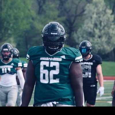 6’5 295Ibs |OL|College of Dupage | email-Pernellcarter25@gmail.com #Jucoproduct