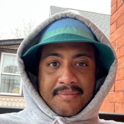 Sdshwbrtt's profile picture. just out here fixing dogs and cats and shit.