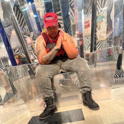 •Underground #tattooartist🏳️🌈 |Psychonaunt 🥴🍃 | •𝟷𝟾+| #SSU🐯| LovaGurl💖+Playboi 🐰💋, your choice|