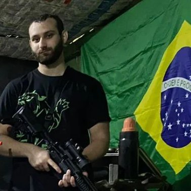 Henrique_d_grec's profile picture. 