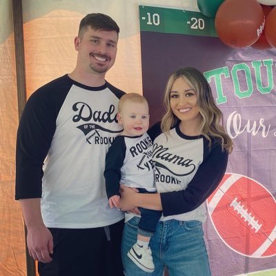 Lyssss_F's profile picture. mama 💙 • wifey 💍 •  teacher 🍎