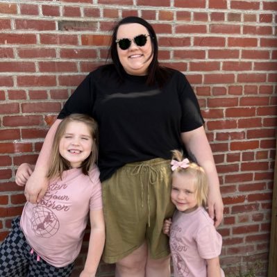 Girl Momma. Wife. Elementary librarian. let kids read what they want.