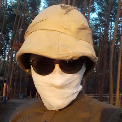 Втомився втомлюватись від війни, тому пішов в армію, щоб відпочити