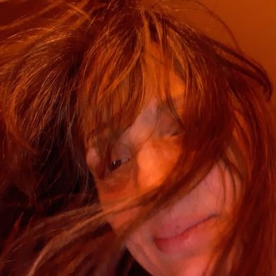 I love positivity, animals in space, esp cats, good music, art, snacks, pizza is on the upper realm, & u remarkable individuals. So blessed to know u cuties.