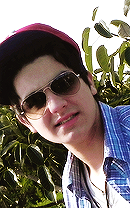 AQUI TEM UMA  MENINA Q Ñ DESISTE DOS SEUS SONHOS QUE É CONHECER O LUAN O SEU IDOLO E Q O AMA MAIS Q TUDO LUTA PELO UM FOLLOM DELE . EU NUCA VOU DESISTIR D C LS*