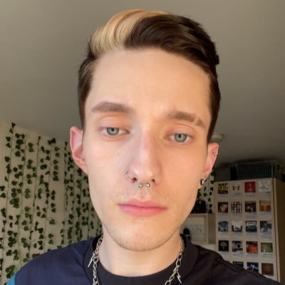 tomw1706's profile picture. #Justiceforgrenfell