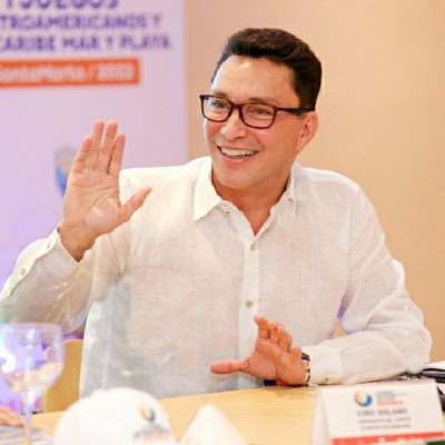 Gobernador del Magdalena 2020-2023. Candidato presidencial de Colombia 2018, Alcalde de Santa Marta 2012-2015, Rector Unimagdalena 1997-2006. #LaFuerzaDelCambio