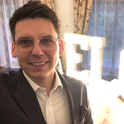 bart_adamczy_k's profile picture. Father who trust his fillings #havefun performance https://t.co/HQzDQRfaD9 by AI