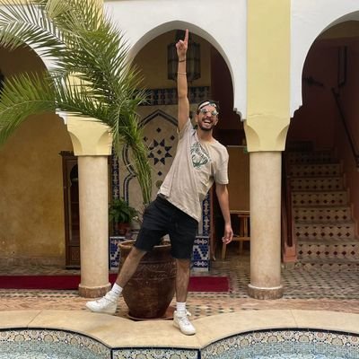 MoulouaE's profile picture. Frontend developer 👨‍💻📨
committed consistent 👨‍🎓
Travel & Sports 🏈