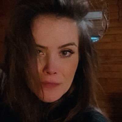 bibischerer's profile picture. um tanto bla, mas sem mimimi, cabeçao sempre alerta operante ligeiro e aberto, just #loveliving ✨