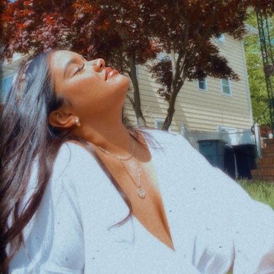 Your Bilingual creator helping brands maximize their reach by providing content in English & Spanish. let’s connect! nonichemommy90@gmail.com