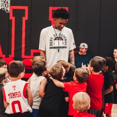 @TexasTechMBB 6’2 CG Buisness & Industry Major🎓. Available for deals on Opendorse👇👇