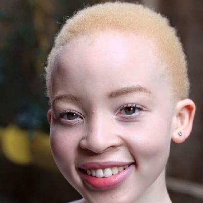 Mrsolanka's profile picture. Kaizer chiefs fan Man United fan