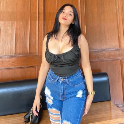 mariaacadavidd's profile picture. 