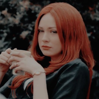 hendersonsglow's profile picture. “ 𝘩𝘦𝘺, 𝘥𝘶𝘥𝘦𝘴! ”