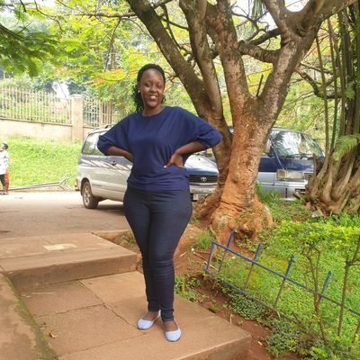 PeaEssy's profile picture. Jesus at the centre of it all.....😁😁😁