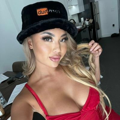 AlinePauvert's profile picture. Je suis une escorte disponible pour passer des moments de plaisir coquine plan Q 🍆🍑 satisfaire vos besoins sexuel sens prise de tête écrit moi en privé.