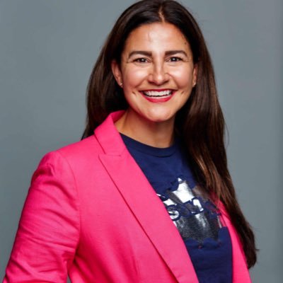 Admin Marketing @Salesforce by day 👩🏻💻/mom obsessed with the Great British Baking Show, crime podcasts and crafting by night. Opinions are my own (obvs!)
