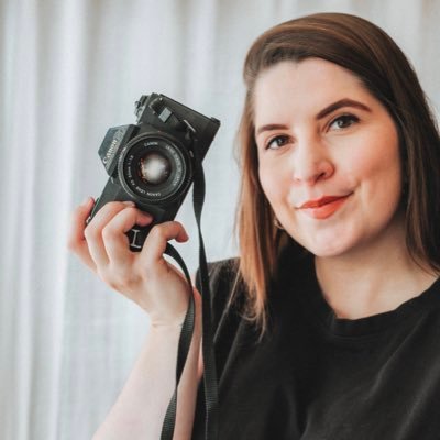 28 y/o • freelance graphic design / photography