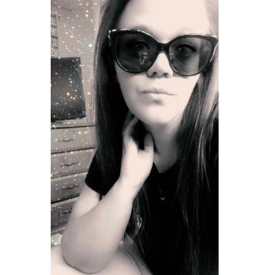 kmh_1112's profile picture. 