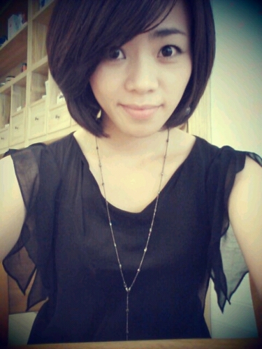 tnwlrla's profile picture. 피아노치는 하나님의 딸..
