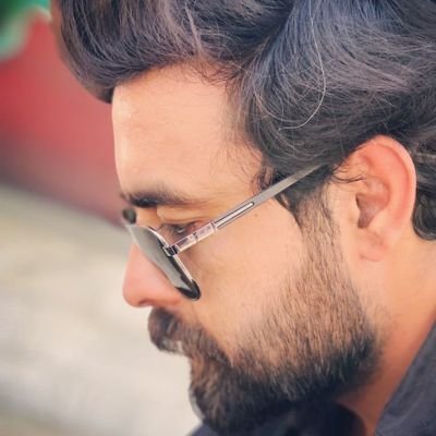 kh_ahi's profile picture. I don’t care about your opinion. 💫 love travelling 🛤 Addicted to rock music 🎶 lazy human ‼️