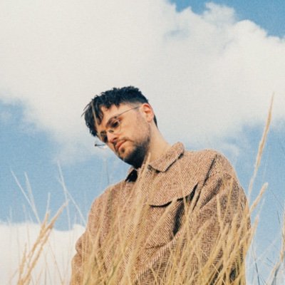 purveyor of sad songs - MGMT: ralph@goodluckkid.de

Holding on to Letting Go (Acoustic) OUT NOW x