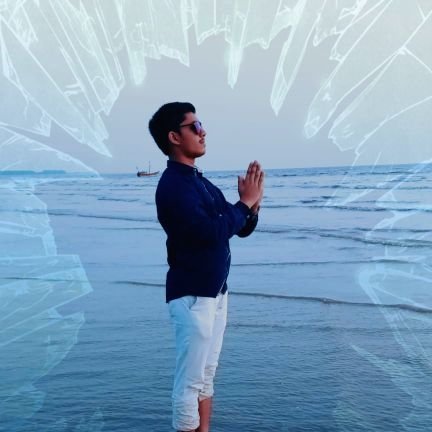 कृण्वतो विस्मं आरयम्।
BAMS, TRAVELING, HIKING.