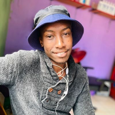 🇿🇦🇳🇬
Tauras♉
#GodLike🙌🙏 ❤💛💚🎱
Mohlamonyane Nkgaruba wabo kgoshi 👑🐊